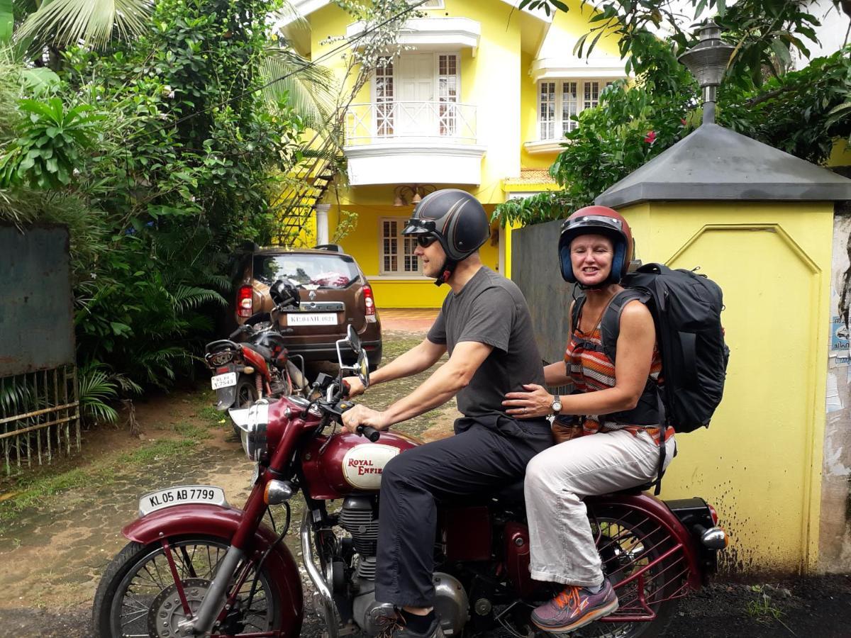 Alappuzha Vivaresidence Homestay מראה חיצוני תמונה